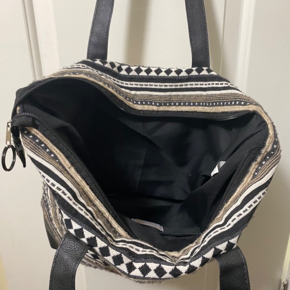 Tote bundle - Picture 3 of 14